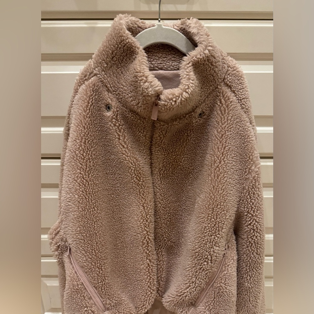Cozy light pink Sherpa Hood